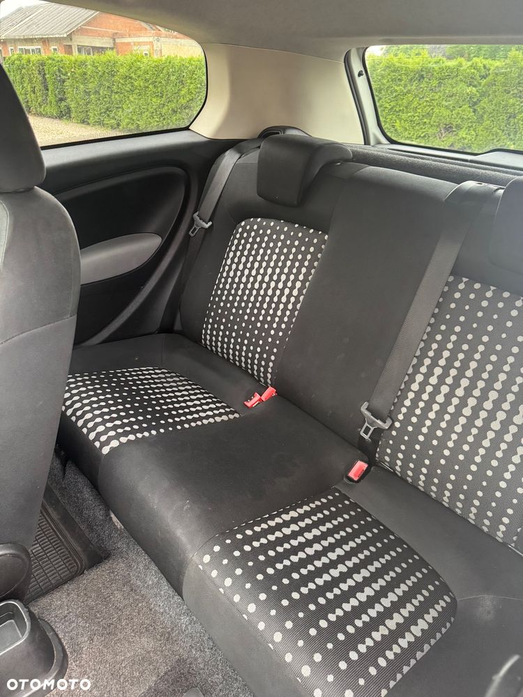 Fiat Punto 1.4 Easy S&S - 11