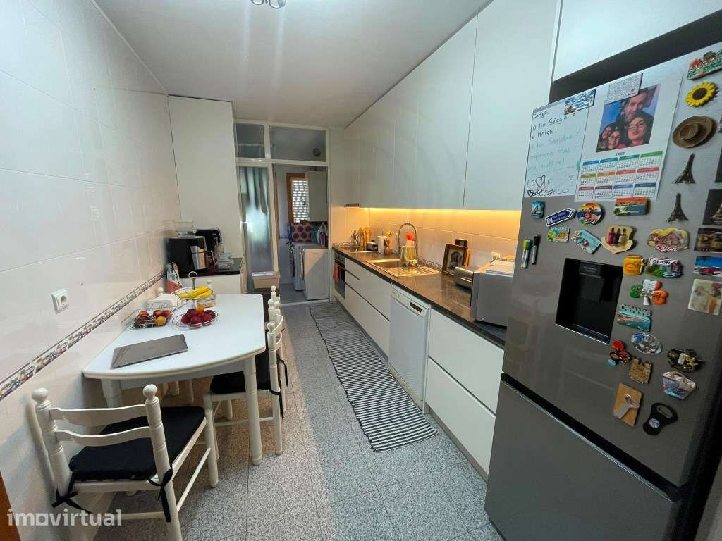 Apartamento T2 com Suíte, Varanda e Garagem | Alfena - Valongo - Grande imagem: 4/17