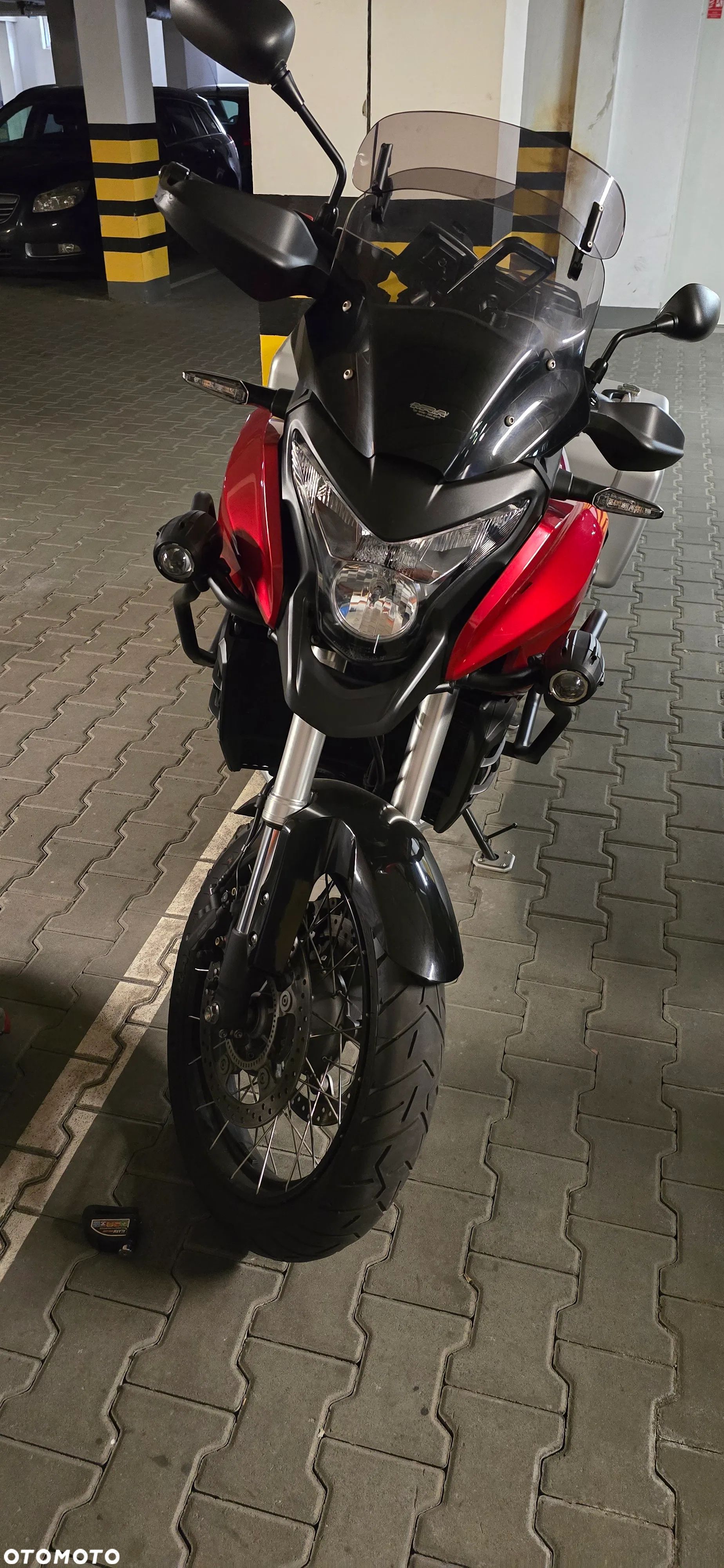 Honda VFR - 1