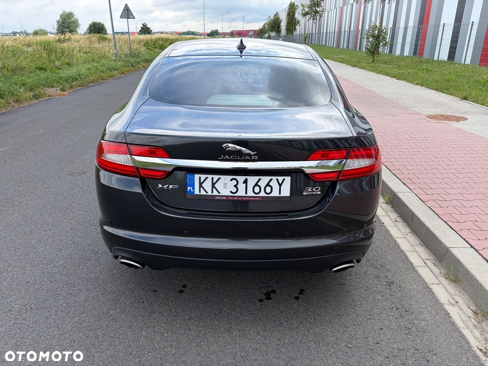 Jaguar XF 3.0 T AWD Luxury - 18