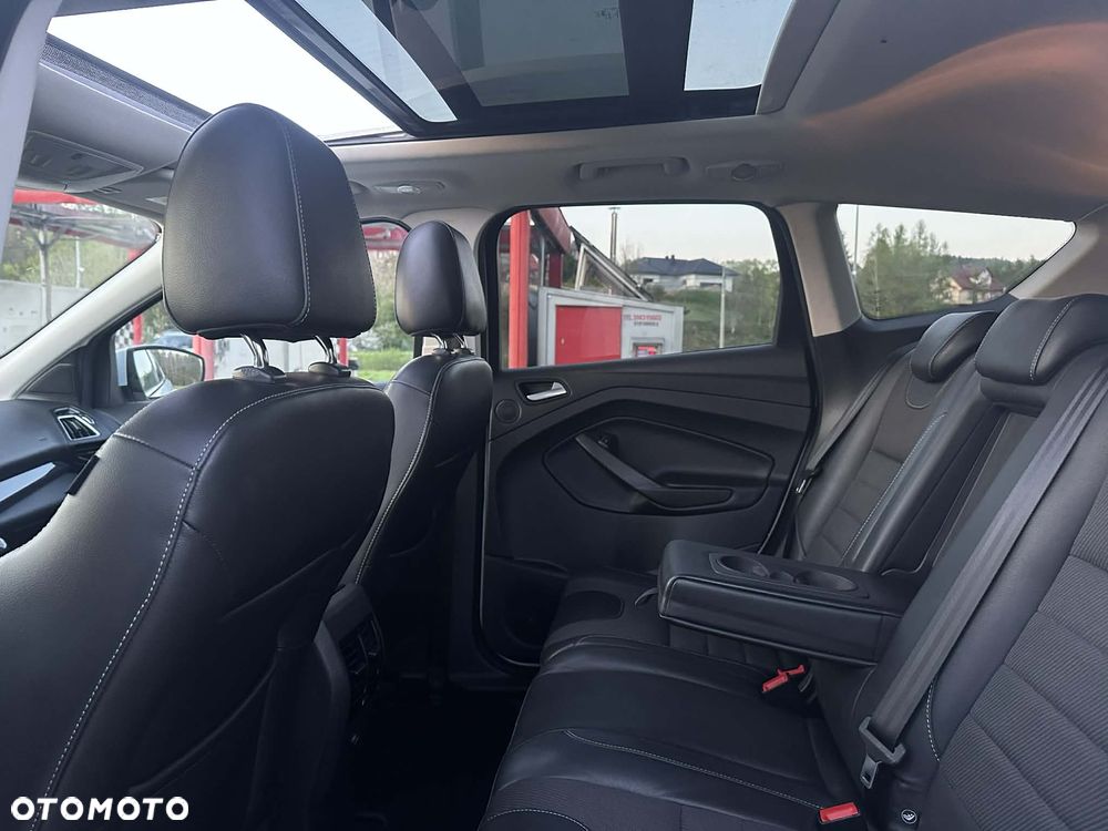 Ford Kuga 2.0 TDCi 4x4 Titanium - 16
