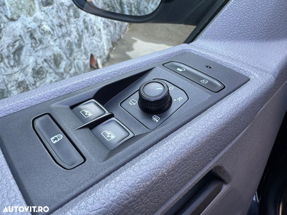 Volkswagen Caravelle 2.0 TDI 110 kW KR Comfortline DSG - 29