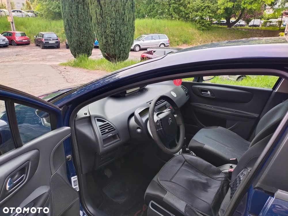 Citroën C4 1.4 16V CoolTech - 6