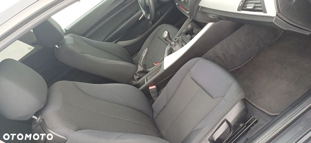 BMW Seria 1 114i Sport Line - 17