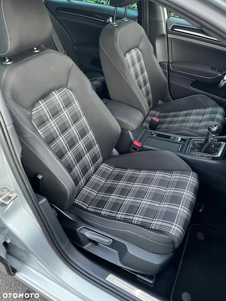 Volkswagen Golf GTD (BlueMotion Technology) - 21