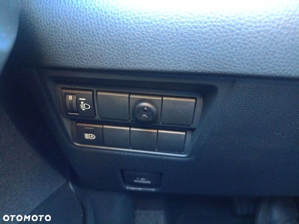 Toyota Yaris Cross Hybrid 1.5 Comfort 4x4 - 22