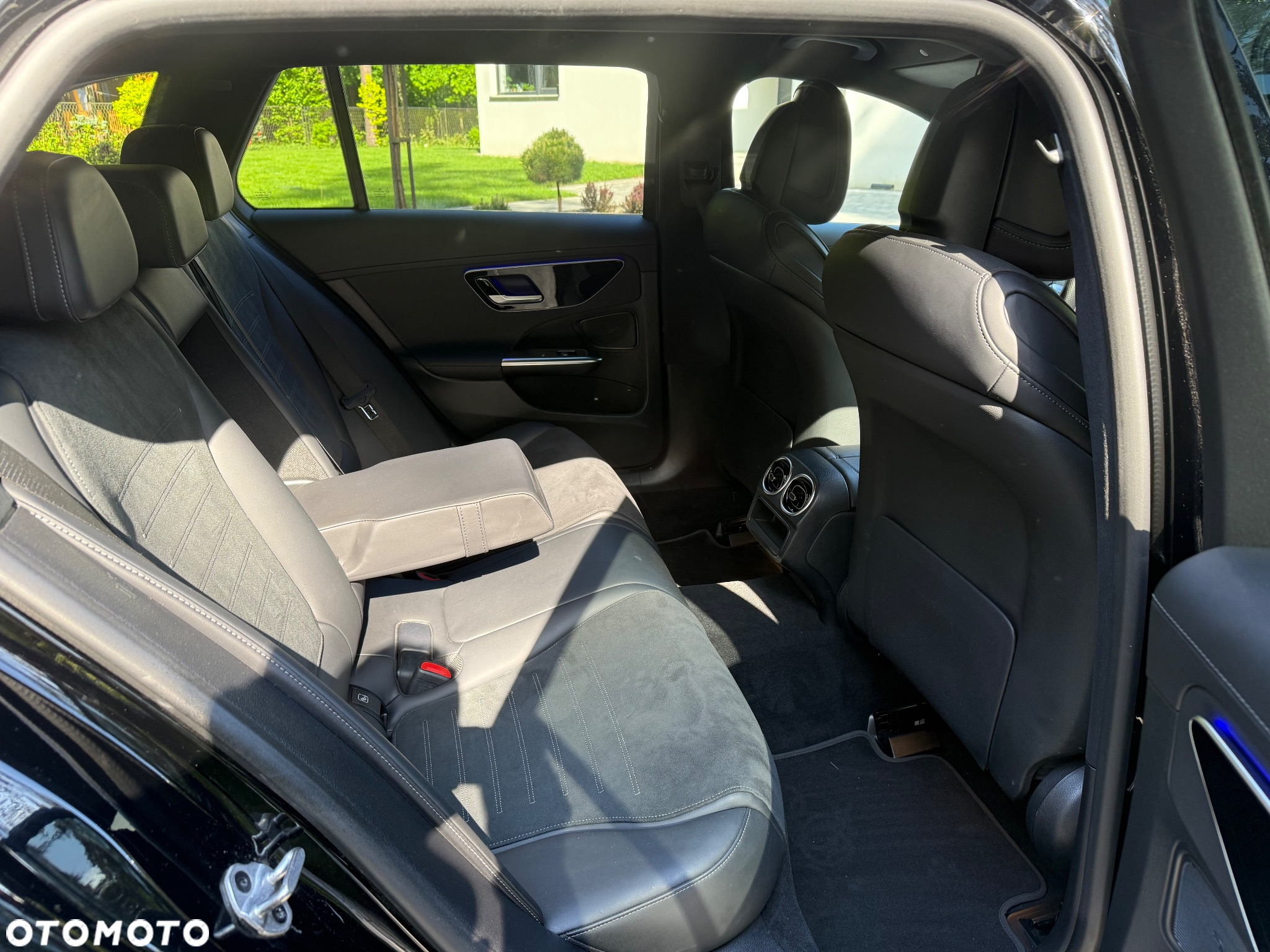 Mercedes-Benz Klasa C 200 d T 9G-TRONIC Edition AMG Line - 12