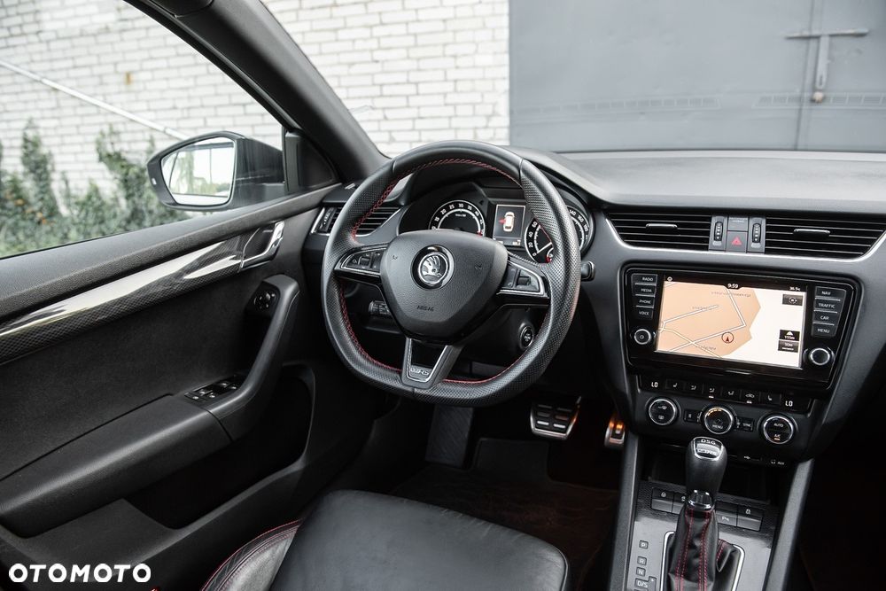 Skoda Octavia 2.0 TDI 4x4 DSG RS - 23