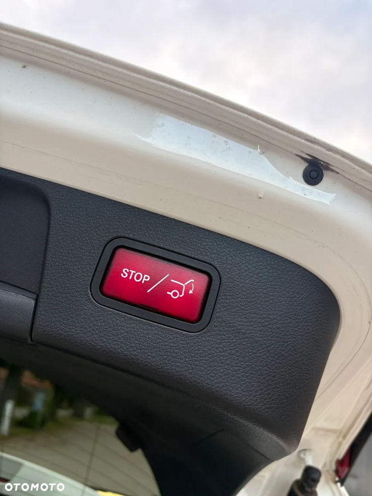 Mercedes-Benz GLA 220 d 4-Matic - 23