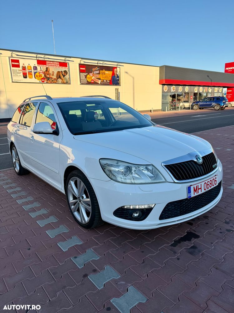 Skoda Octavia 2.0 TDI CR DPF DSG RS - 21