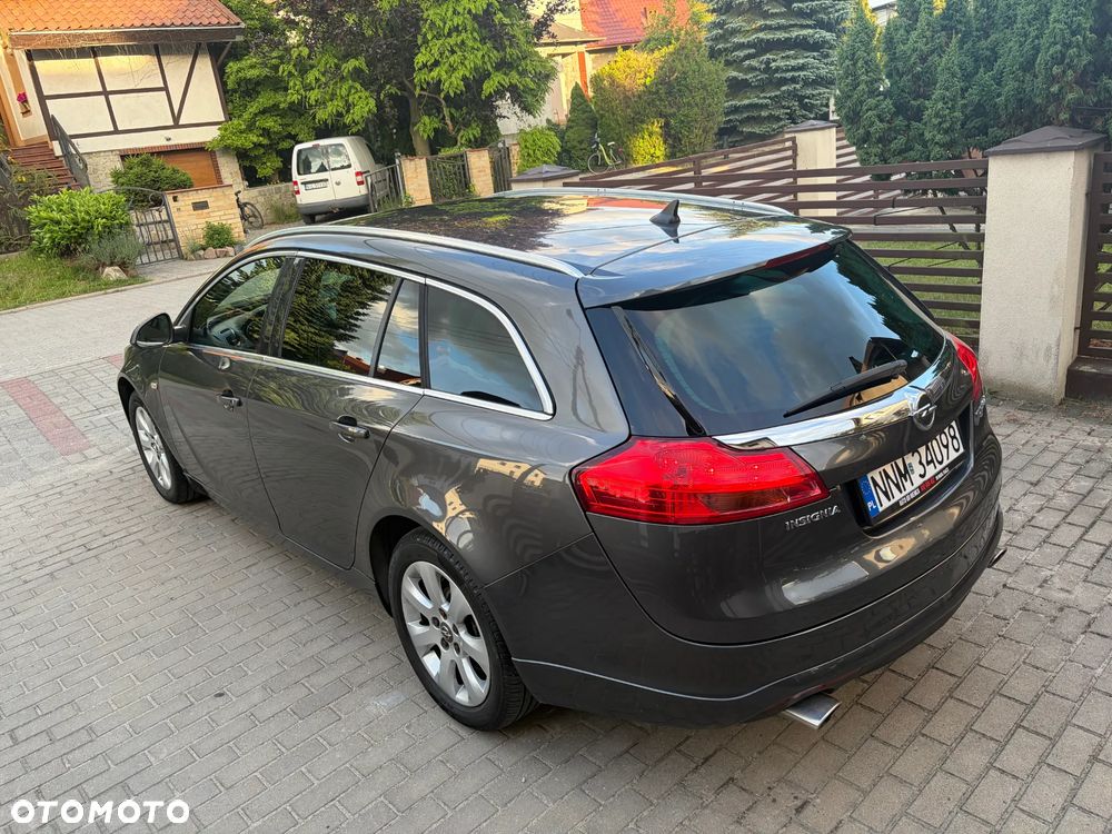 Opel Insignia 2.0 Turbo 4x4 Design Edition - 12