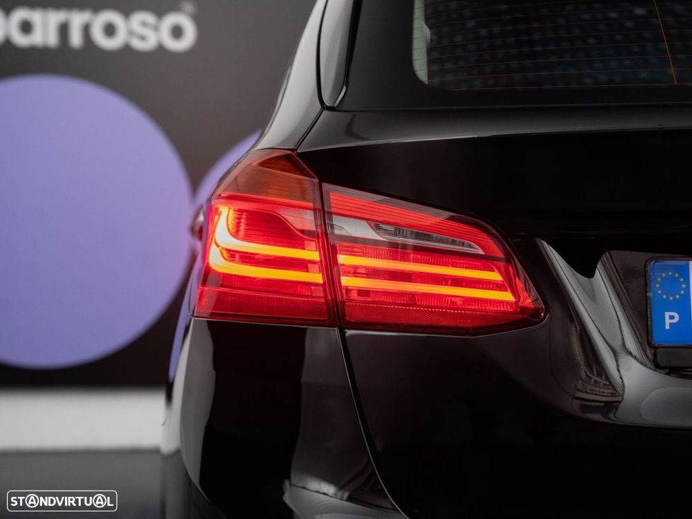 BMW 225xe Active Tourer Advantage - 12