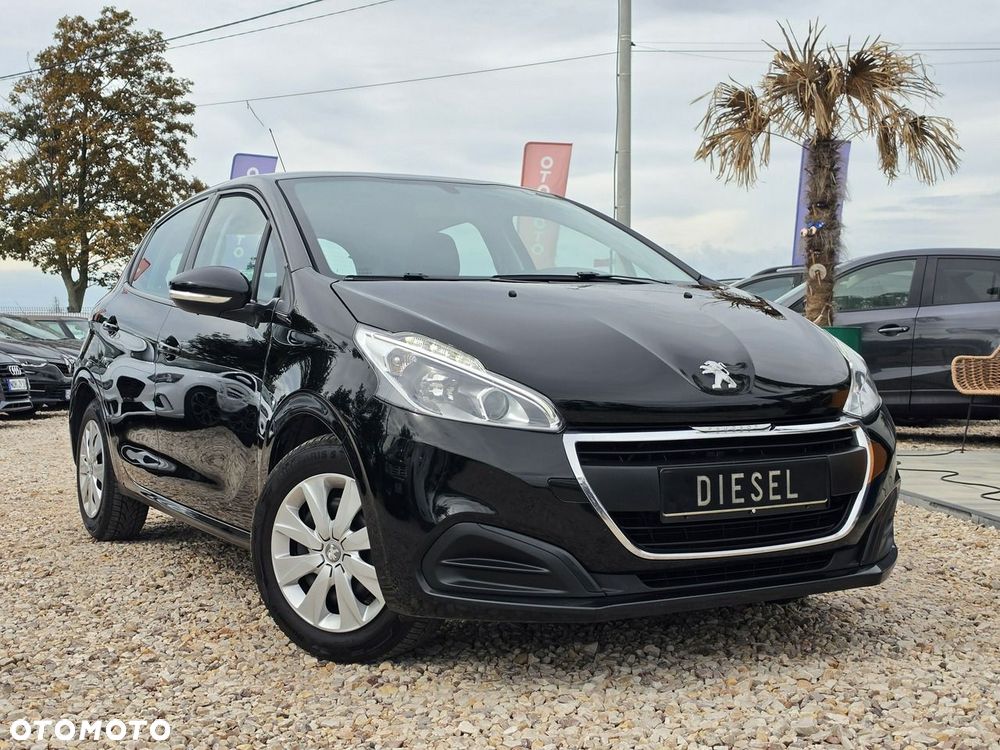 Peugeot 208 - 24