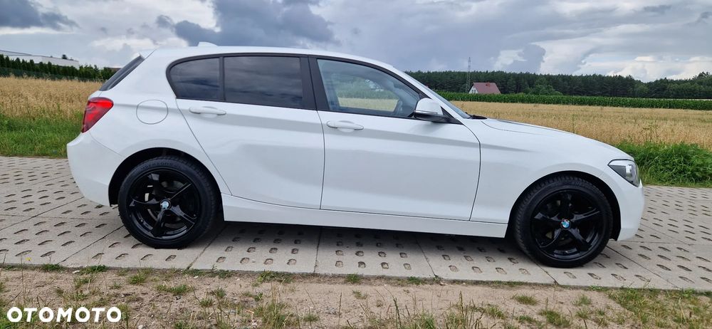 BMW Seria 1 116i - 11