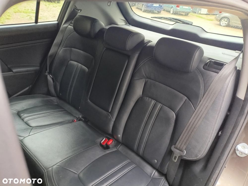 Kia Sportage 2.0 CRDI L AWD - 10