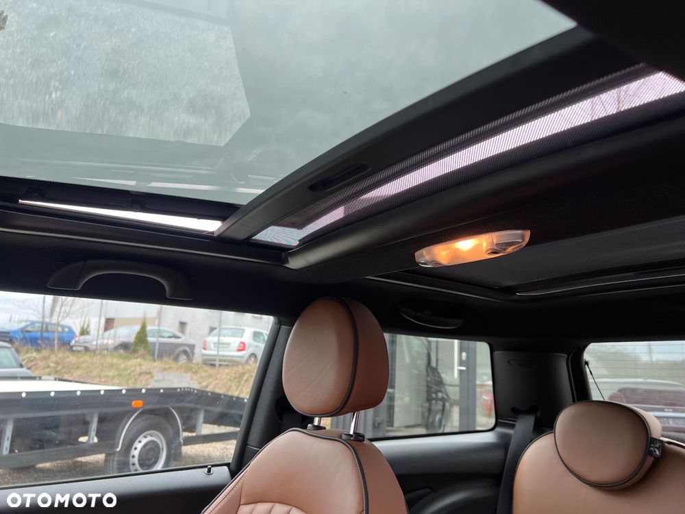 MINI Cooper 50 Mayfair - 28