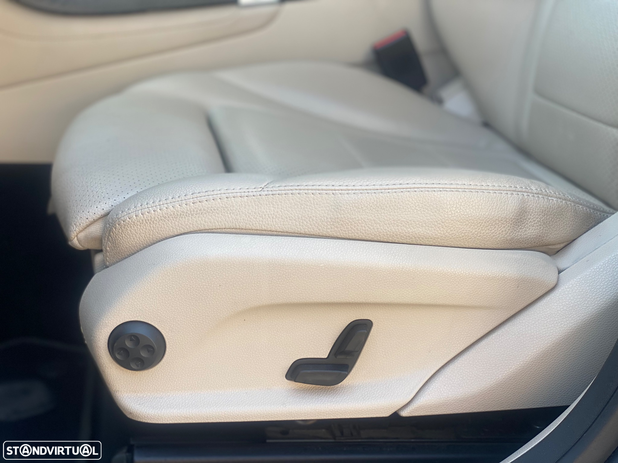Mercedes-Benz GLC 220 d 4Matic 9G-TRONIC Exclusive - 47