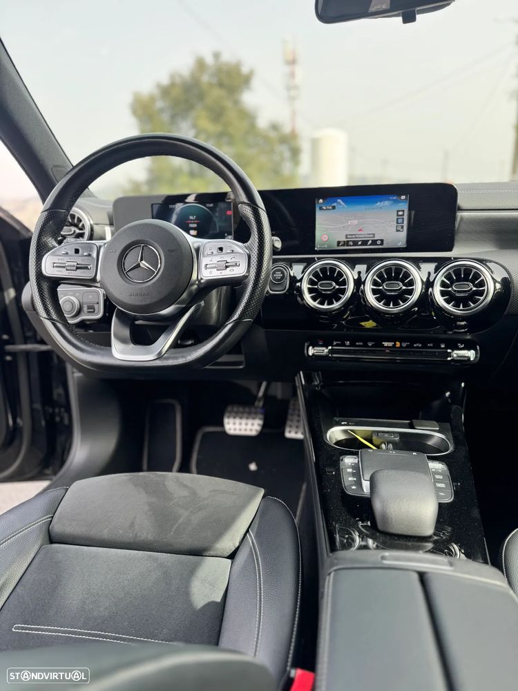 Mercedes-Benz A 250 e AMG Line - 23