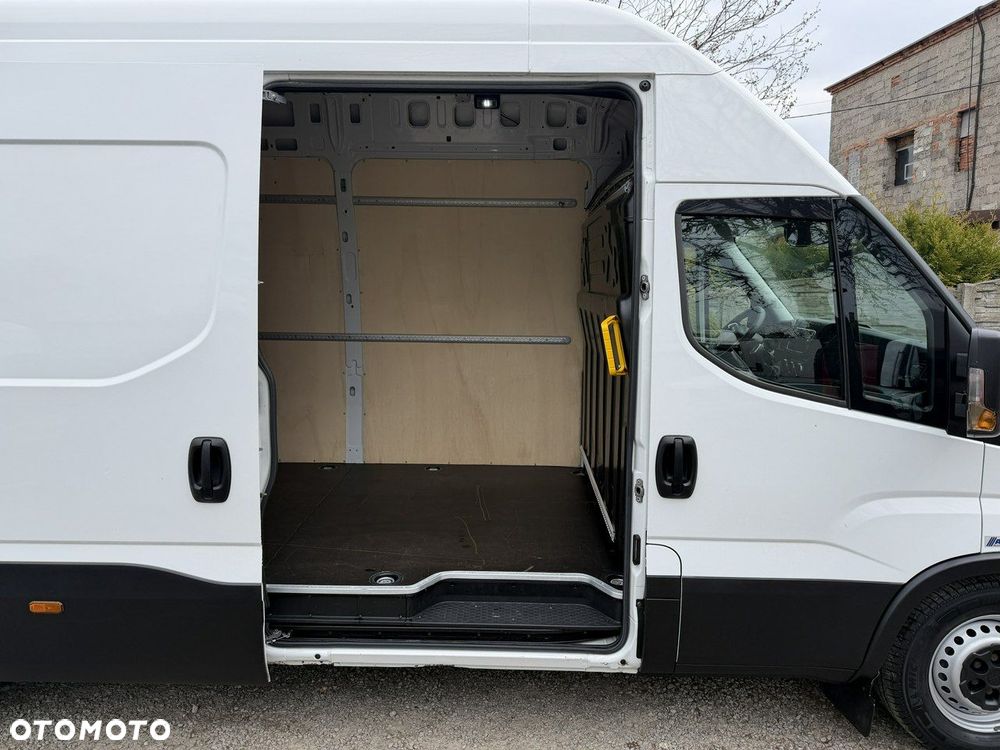 Iveco Daily 35S16 - 11