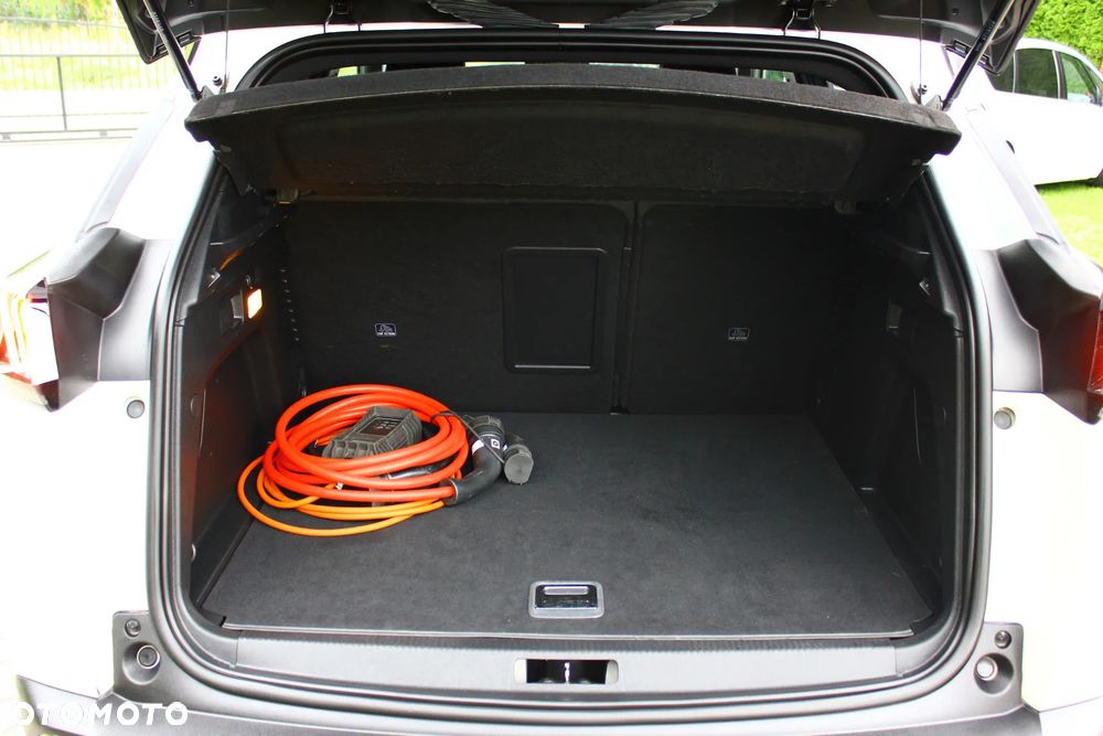 Peugeot 3008 225 e-EAT8 Allure - 35
