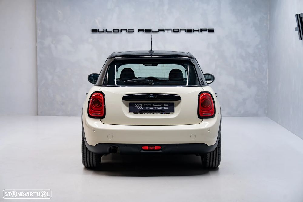 MINI 5 Portas One D - 10