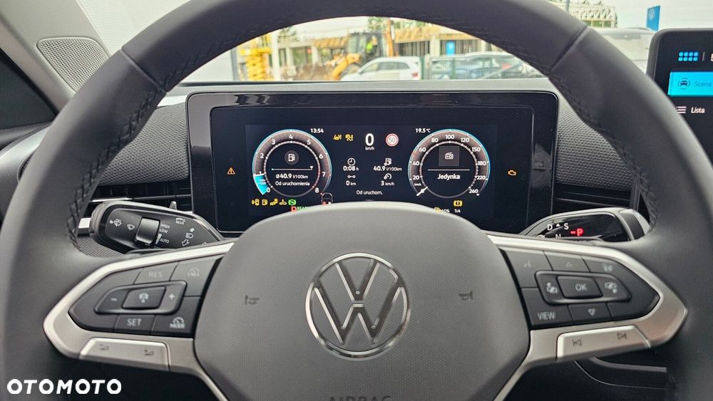 Volkswagen T-Roc - 33