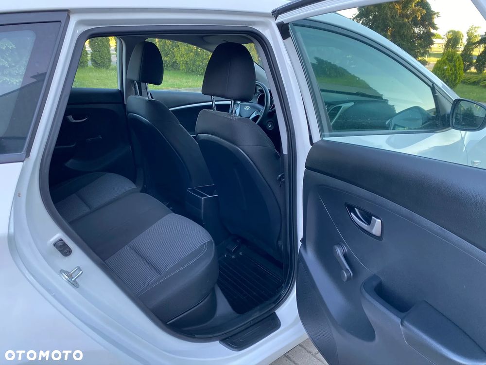 Hyundai i30 - 32