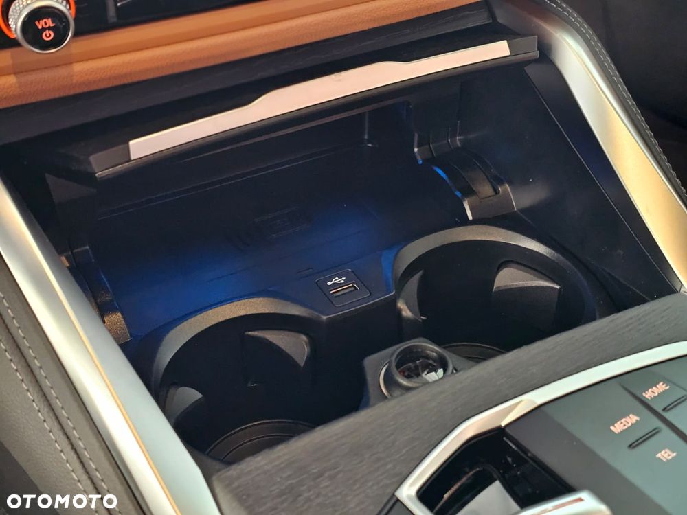 BMW i4 70.3kWh eDrive 35 - 24