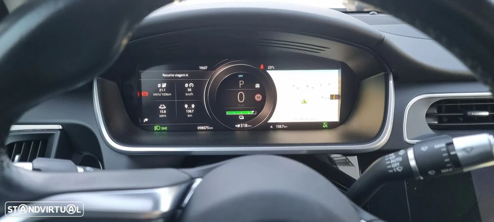 Jaguar I-Pace - 10