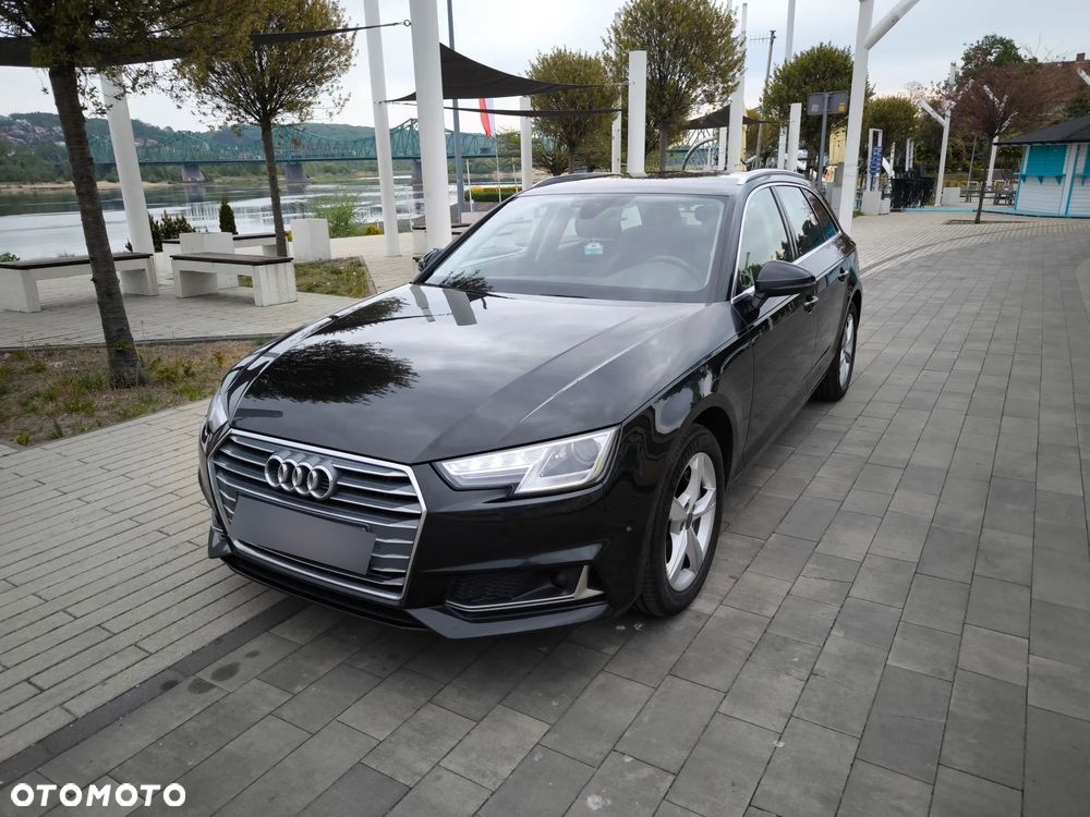 Audi A4 Avant - 1