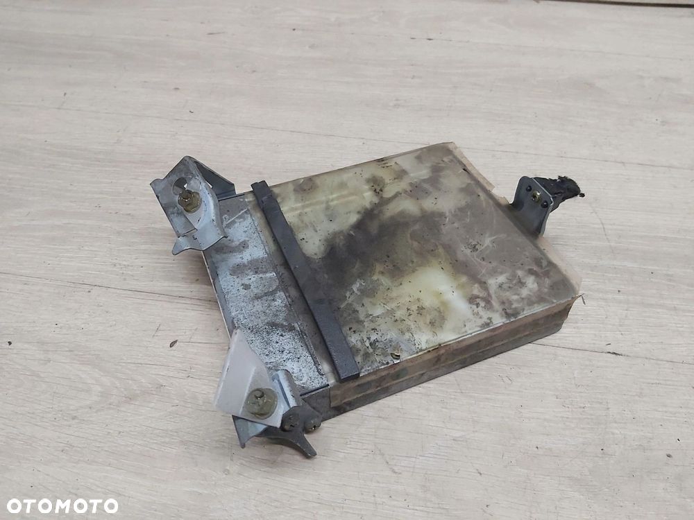 Toyota Yaris Verso komputer sterownik silnika 1,3 vvti 1NZ 89661-52322 - 3