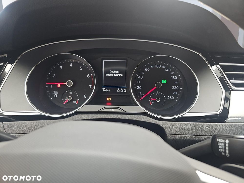 Volkswagen Passat Variant 1.5 TSI EVO Business DSG - 16