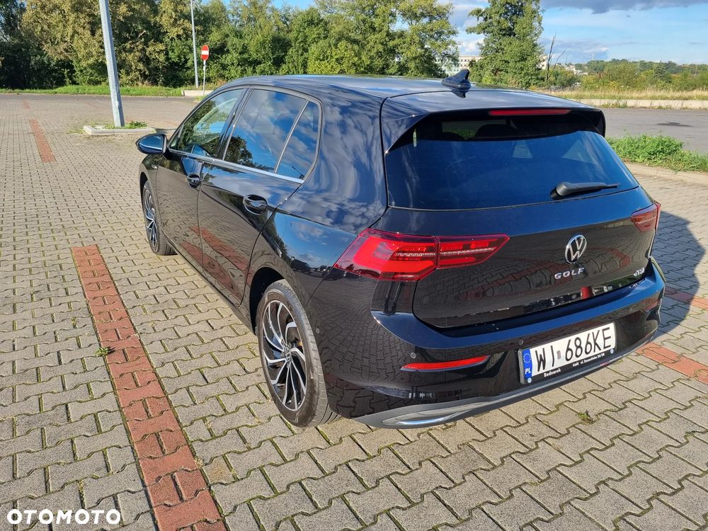 Volkswagen Golf VIII 1.5 eTSI EVO Style DSG - 13