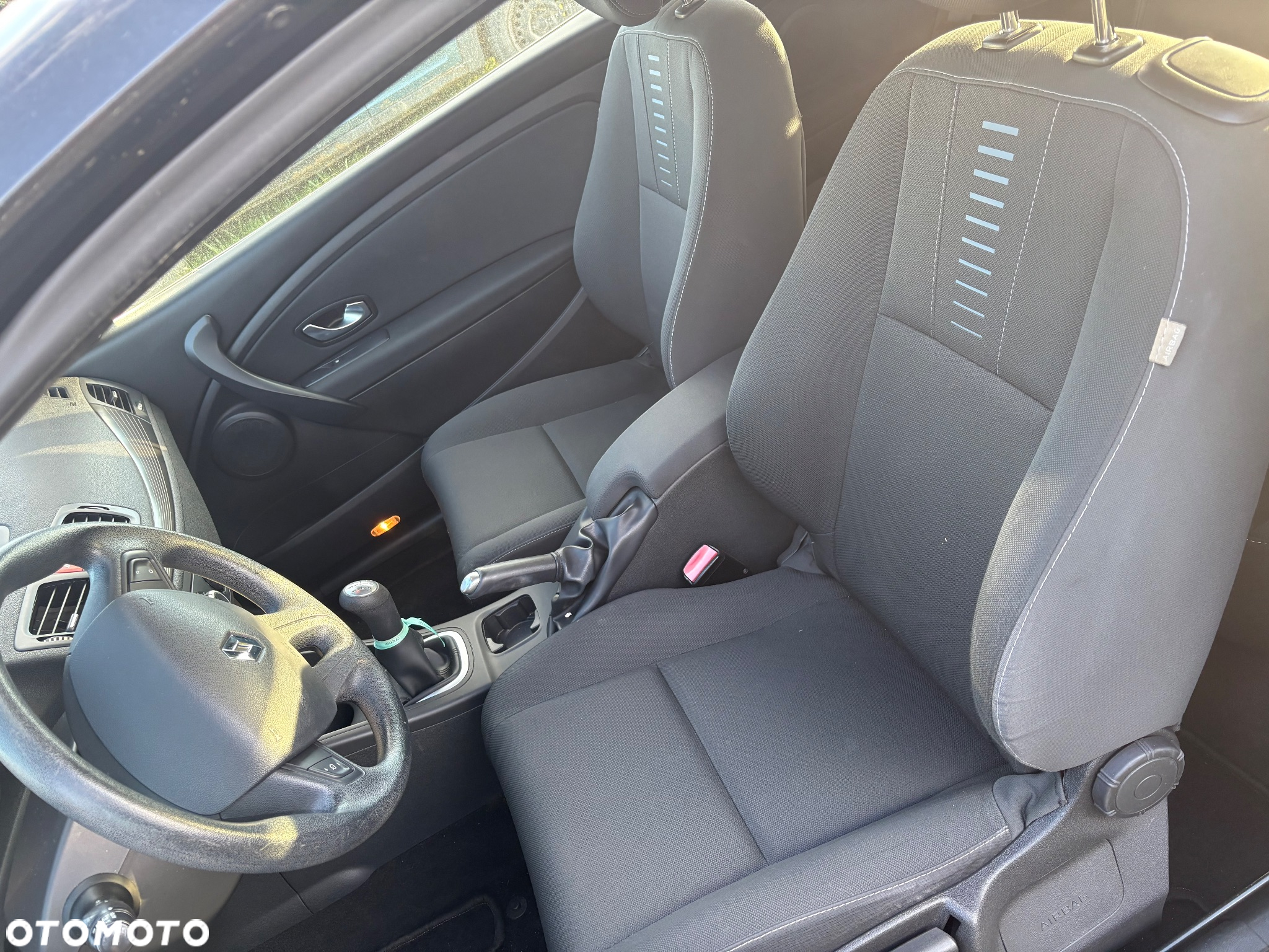 Renault Megane 1.5 dCi Color Edition - 8