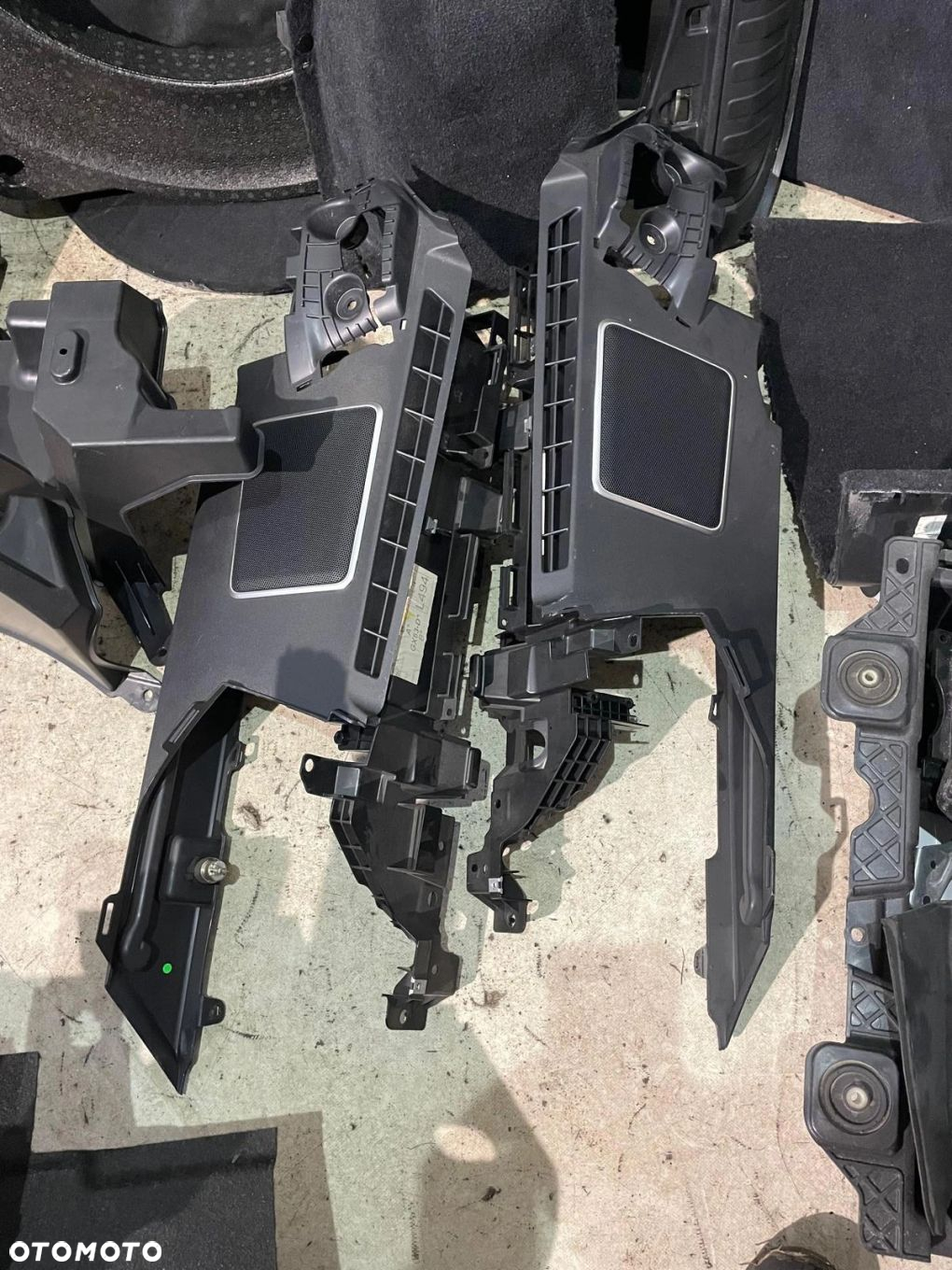 WNĘTRZE BAGAŻNIKA TAPICERKA PLASTIKI BAGAŻNIK RANGE ROVER SPORT L494 - 5