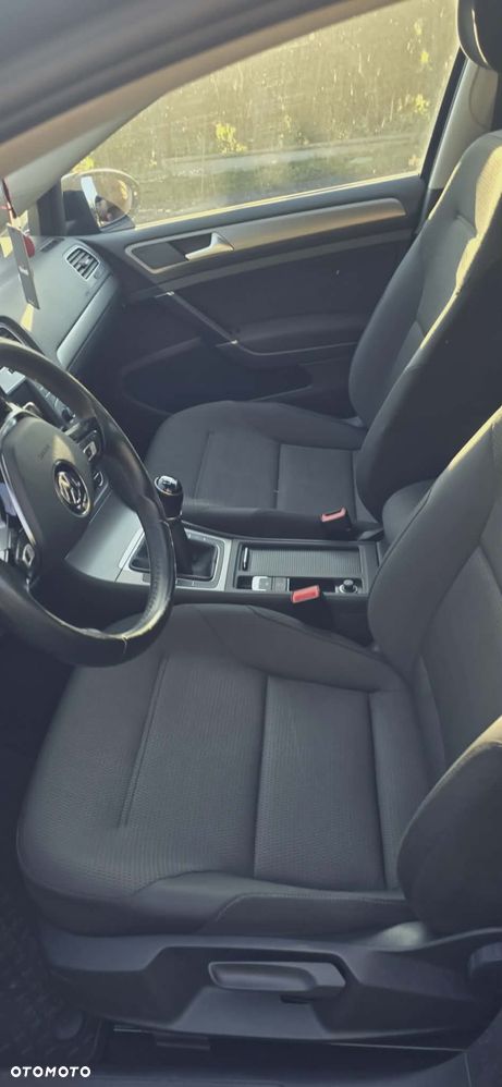 Volkswagen Golf 1.4 TSI BMT Comfortline - 5