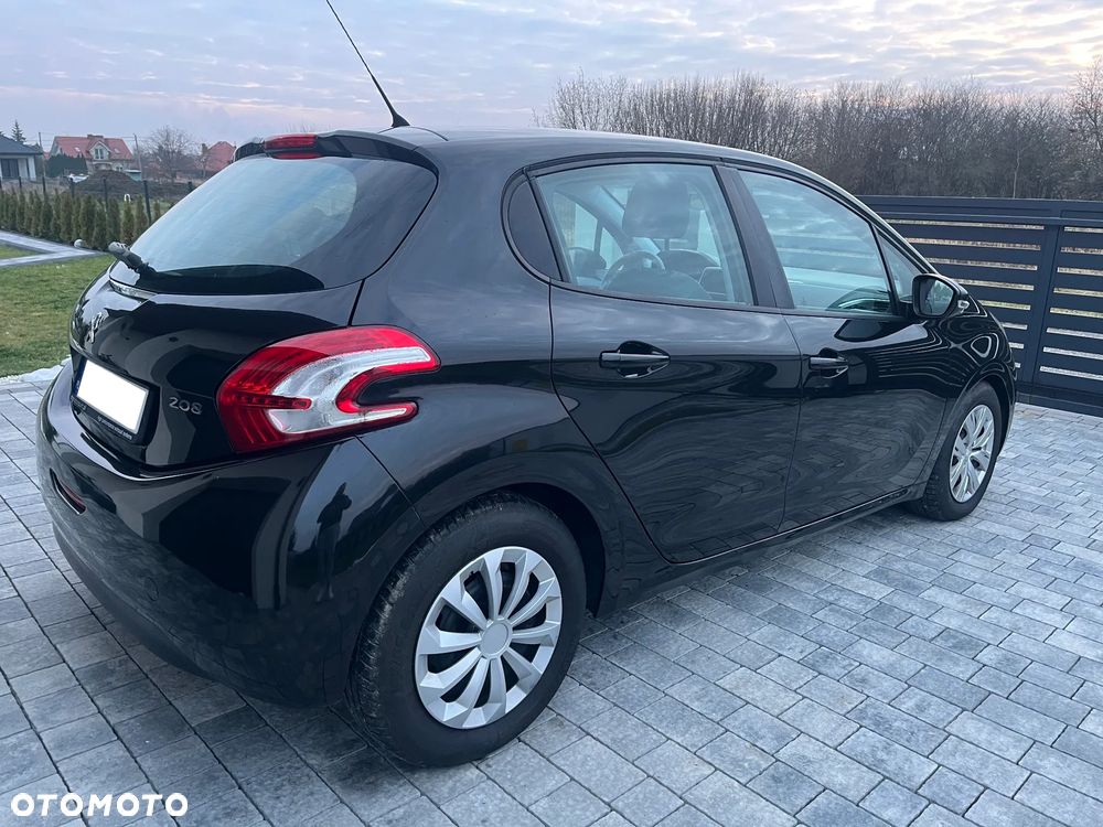 Peugeot 208 - 24