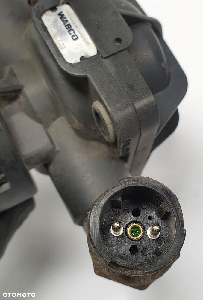 ZAWÓR HAMULCA RĘCZNEGO POSTOJOWEGO MERCEDES ACTROS MP4 A0044296344 - 3
