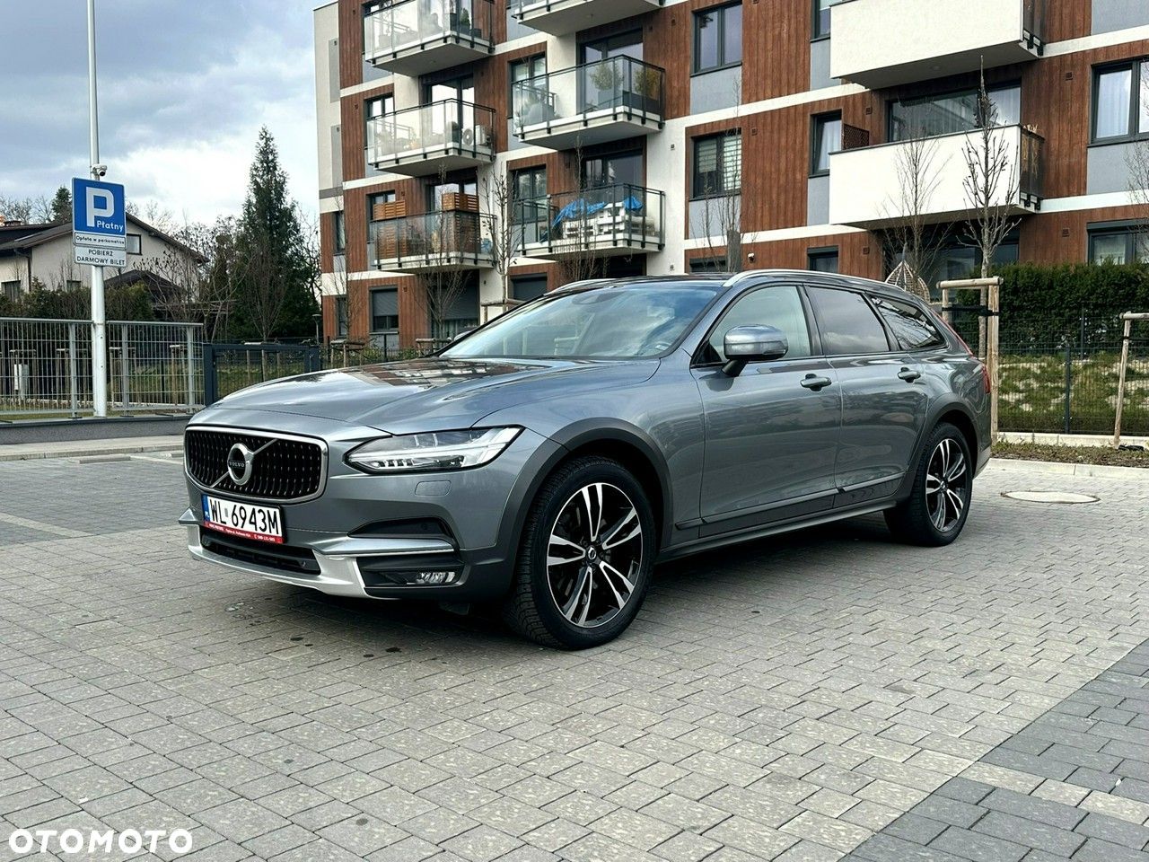 Volvo V90 Cross Country D5 SCR AWD Pro - 1