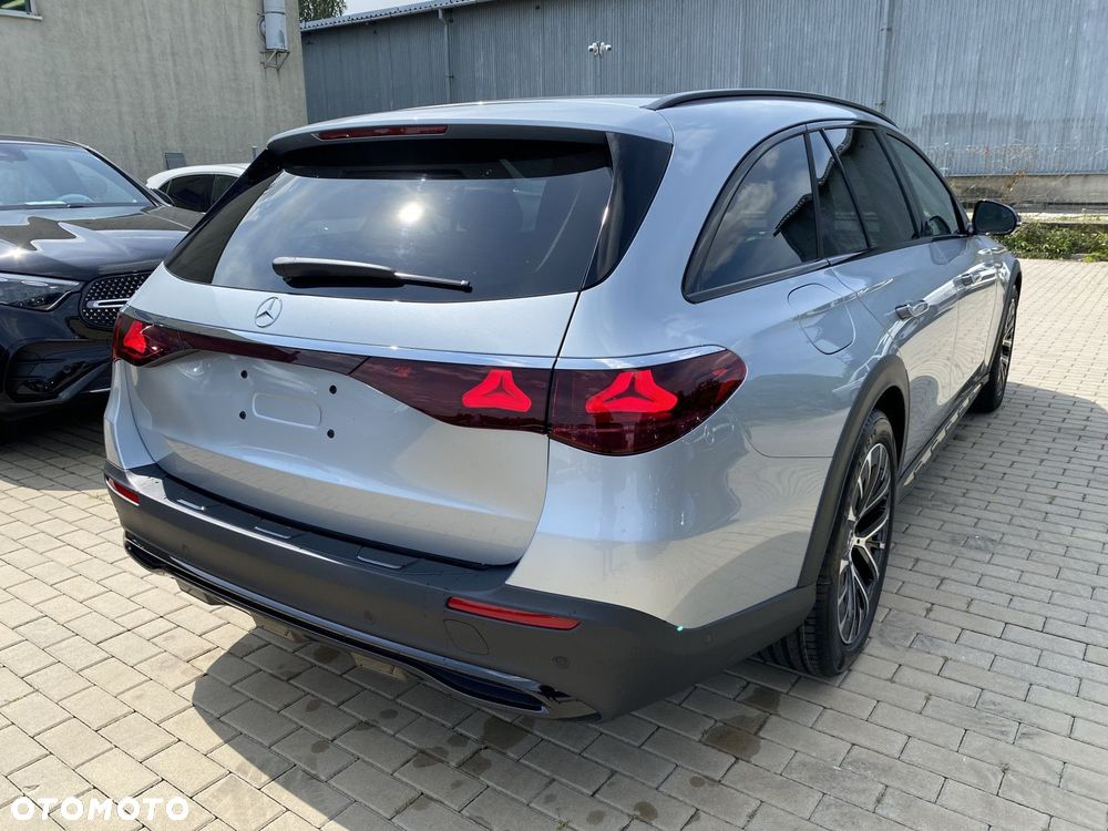 Mercedes-Benz Klasa E - 4