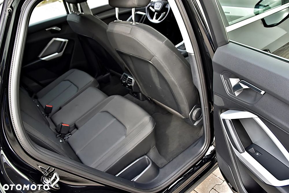 Audi Q3 35 TFSI S tronic - 21
