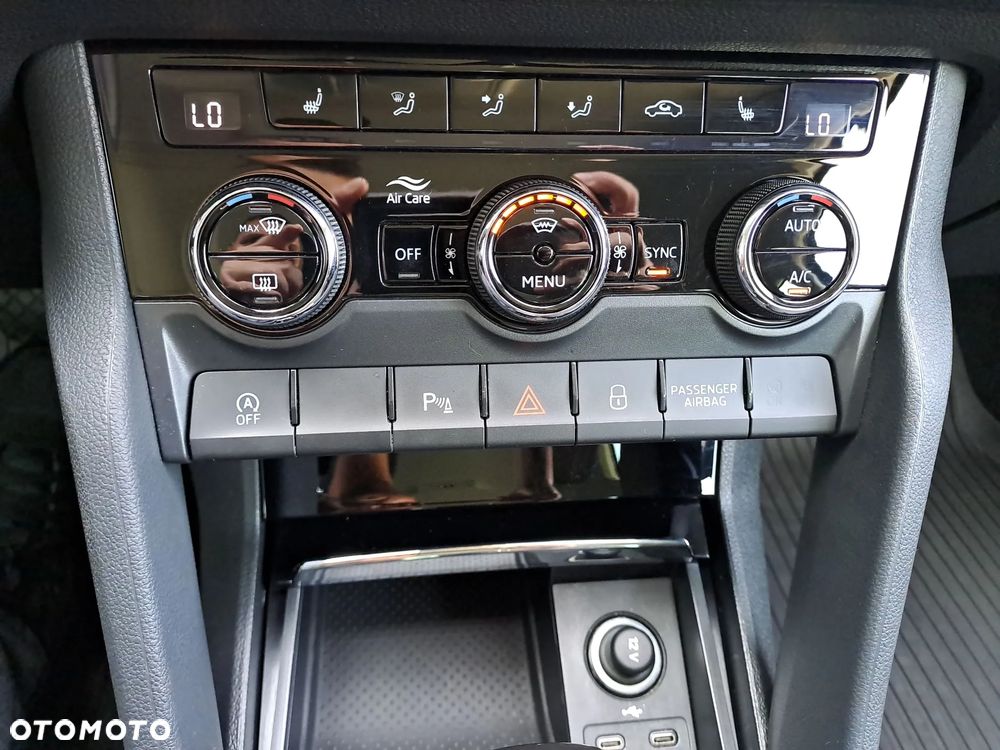 Skoda Karoq 1.5 TSI ACT Style DSG - 29