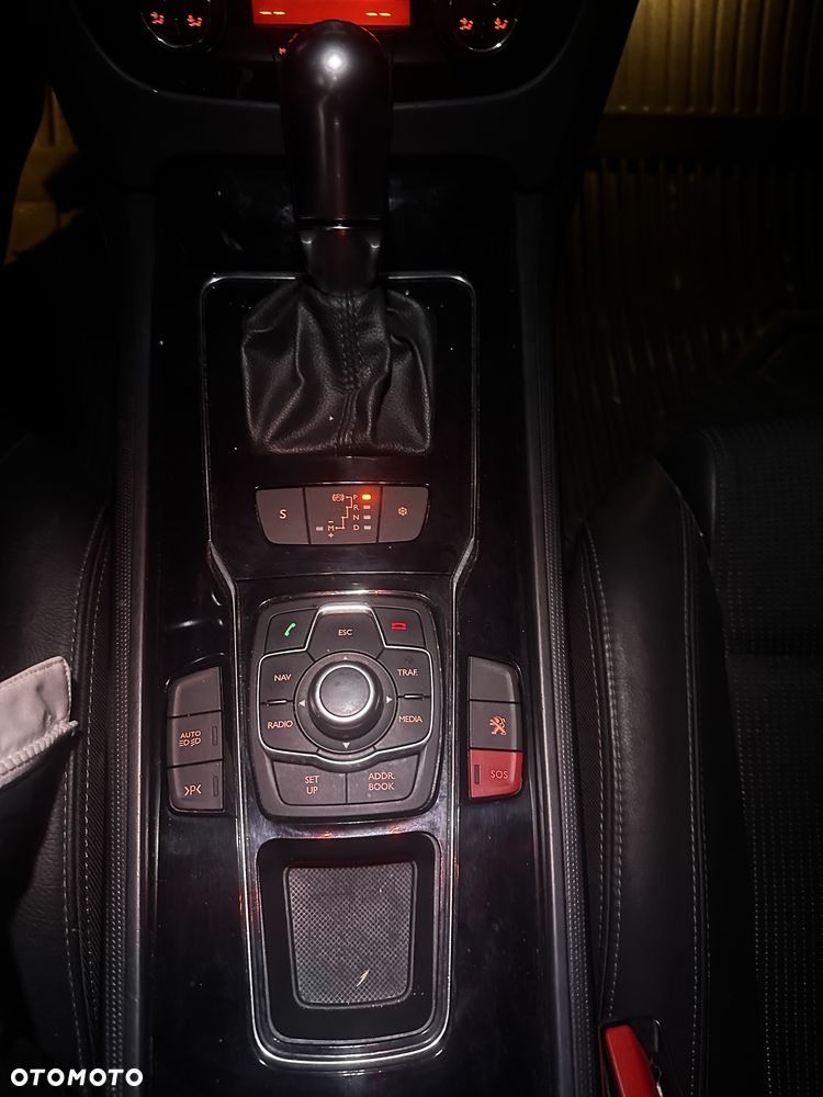 Peugeot 508 2012 photo 5