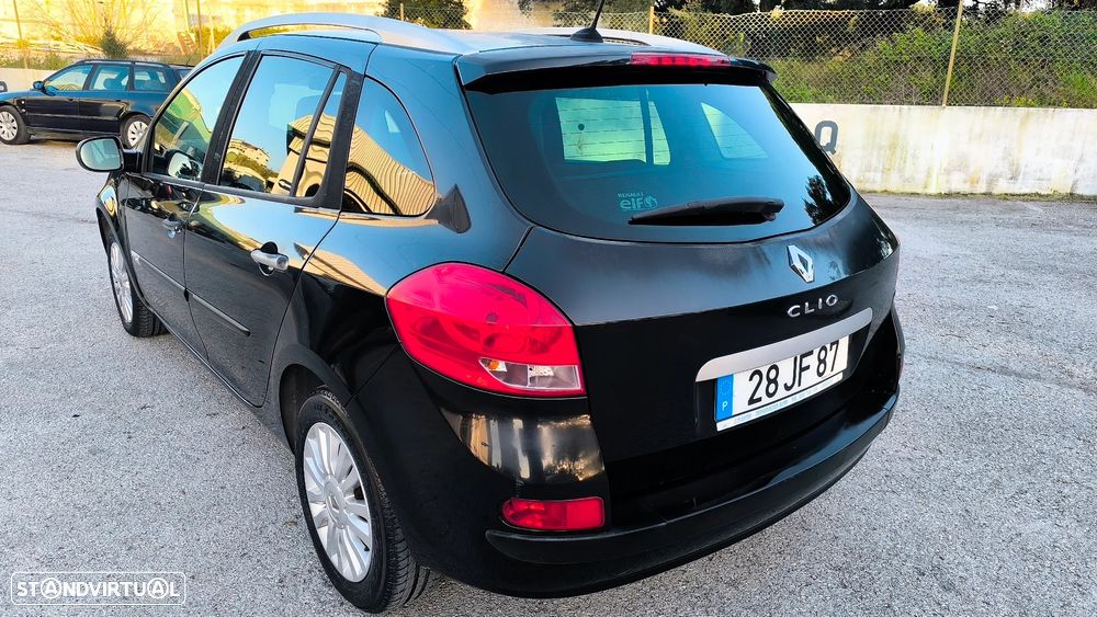 Renault Clio Sport Tourer - 3