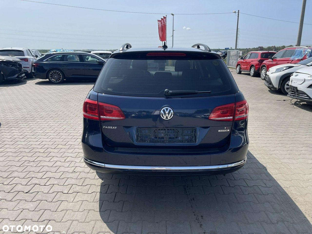 Volkswagen Passat Variant 1.4 TSI EcoFuel DSG Comfortline - 2