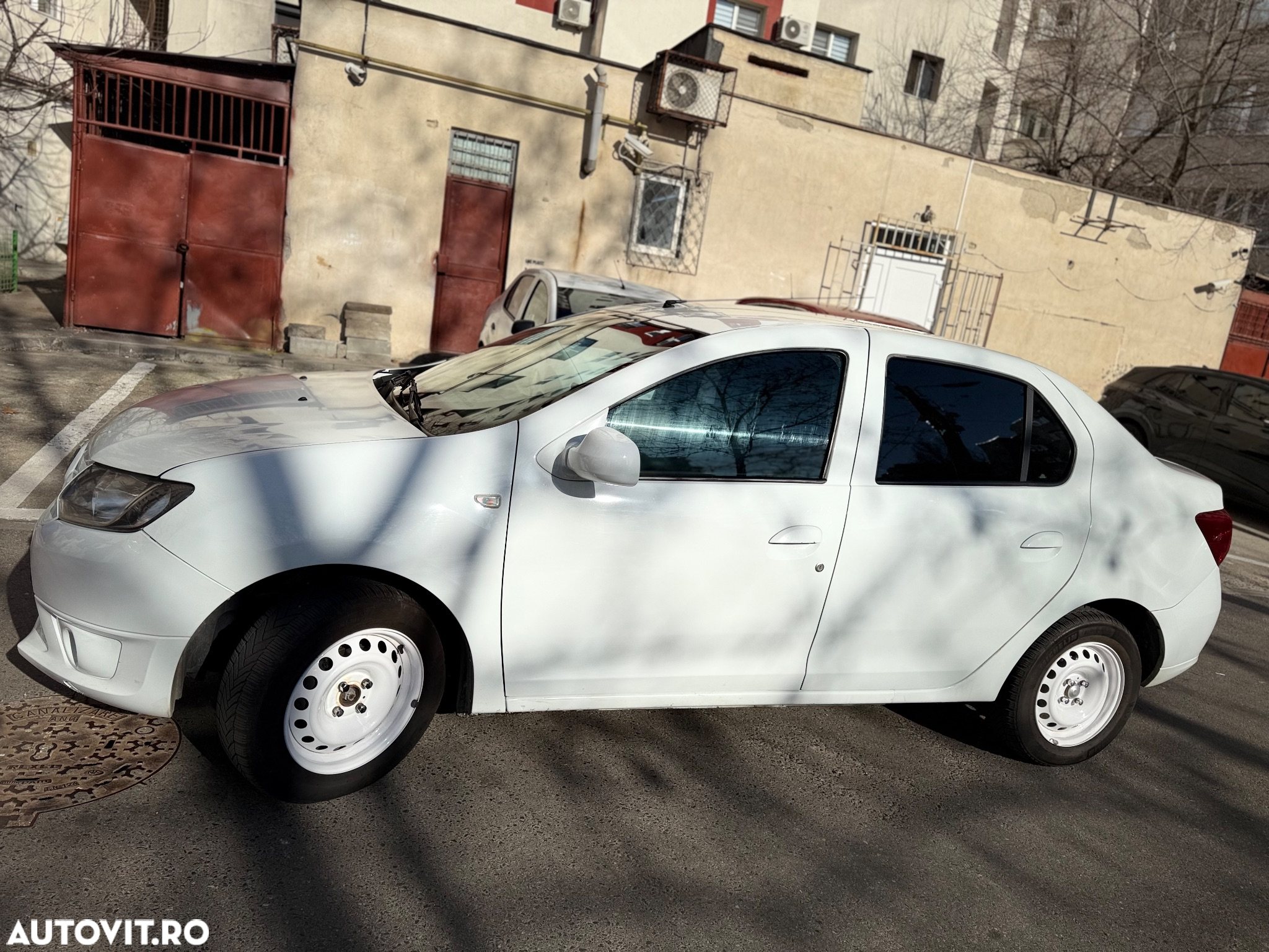 Dacia Logan 1.5 75CP Laureate - 4