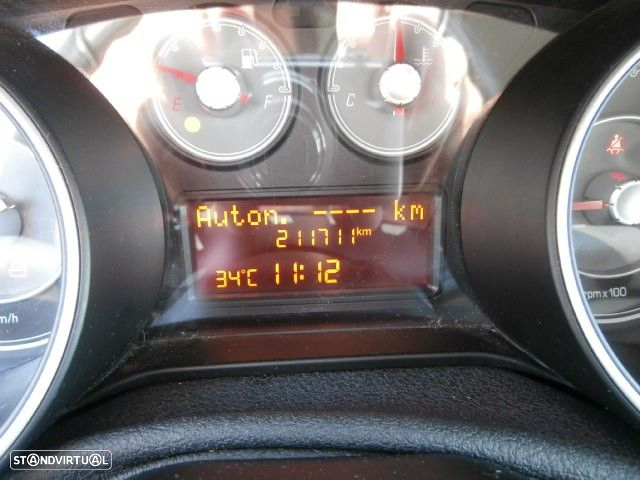 Fiat Punto 1.3 M-Jet Easy S&S - 17