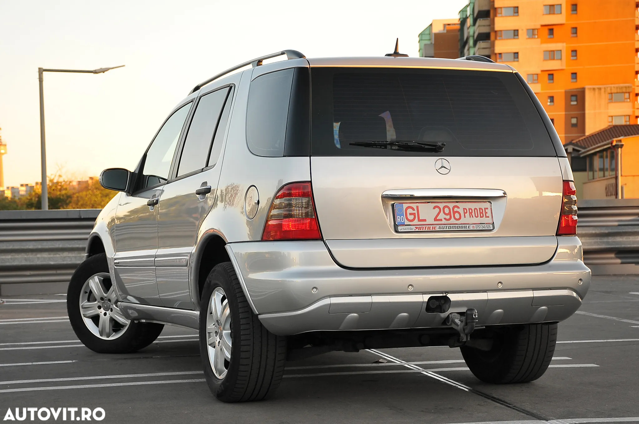 Mercedes-Benz ML - 10