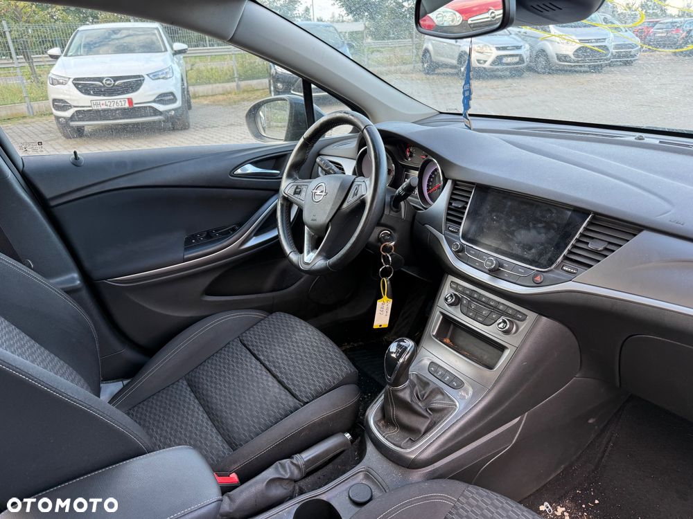 Opel Astra - 9