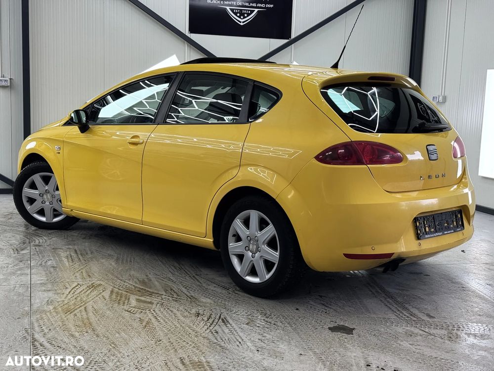 Seat Leon 2.0 TDI DPF DSG Sport - 8